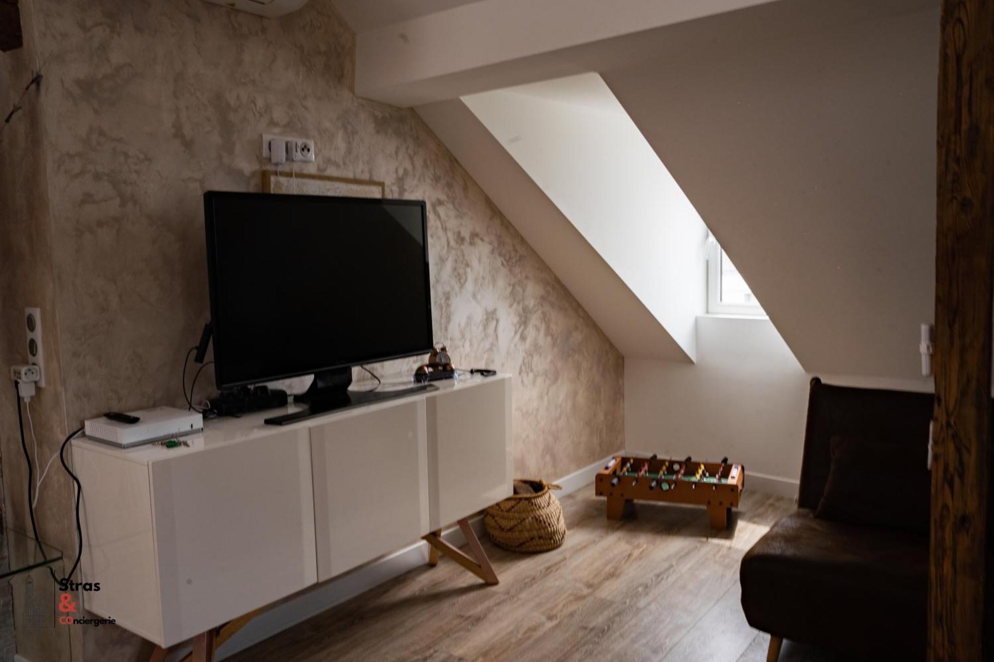 Belles Combles Alsaciennes Au Centre De Strasbourg Apartment Exterior photo